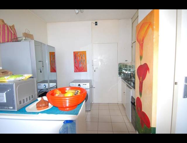 0 BEDROOM APARTMENT FOR SALE IN ORANJEZICHT